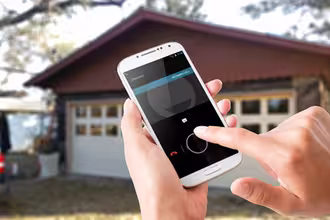 Automatismos para puertas en Barcelona